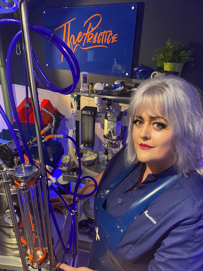 Domina Sara UKs Premier Medical Specia